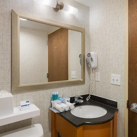 Holiday Inn Express - Times Square By Ihg New York Esterno foto
